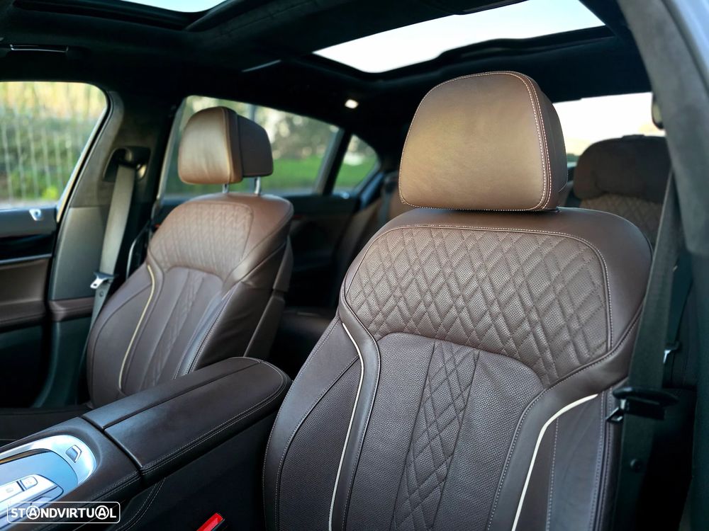 BMW 740 Le xDrive iPerformance Pack M - 19