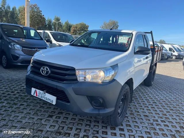 Toyota HILUX Club 150cv  3 Lug. - 1