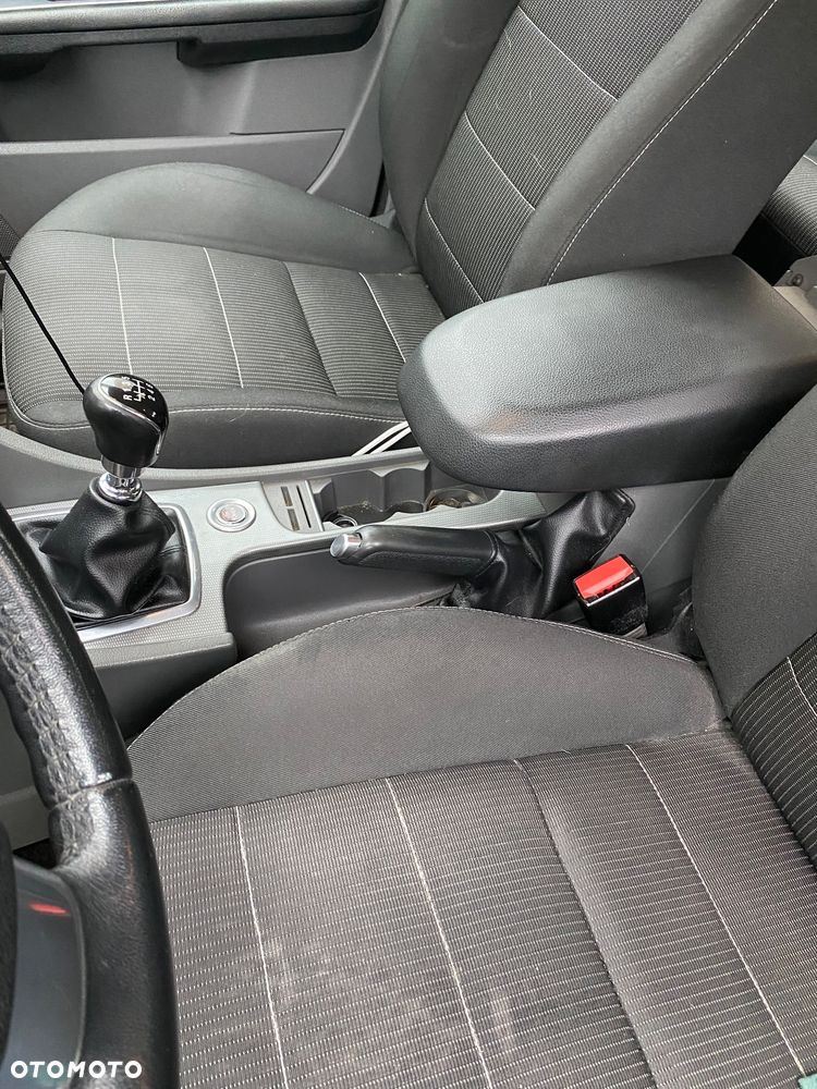 Ford Focus - 8