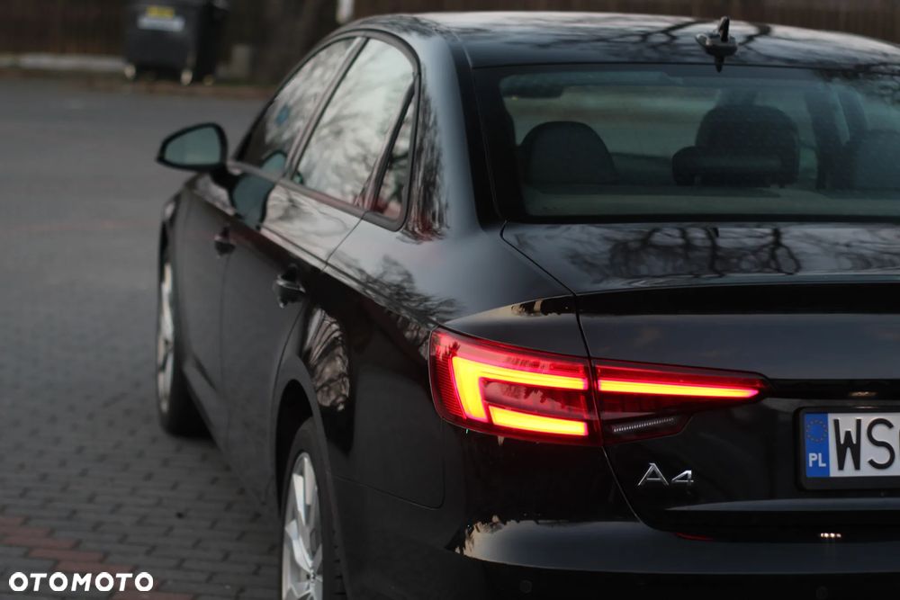Audi A4 Limousine - 14