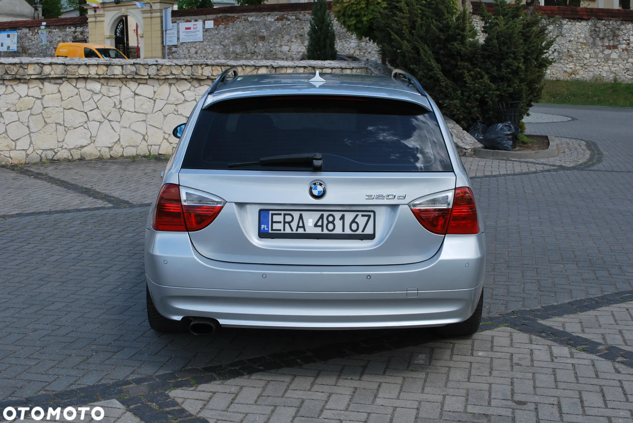 BMW Seria 3 320d DPF Touring - 6