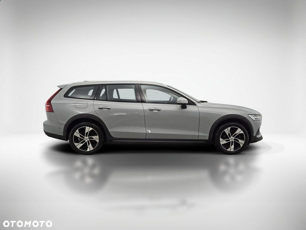 Volvo V60 Cross Country Ultimate B4 D AWD - 6