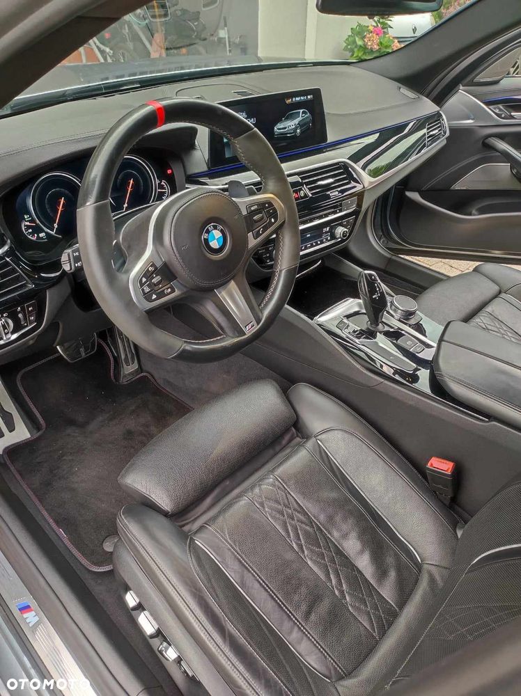 BMW Seria 5 530d xDrive M Sport sport - 11