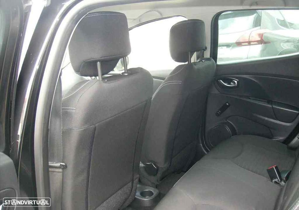 Renault Clio Sport Tourer 0.9 TCe Limited - 27