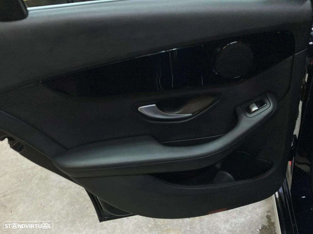 Mercedes-Benz C 200 - 21