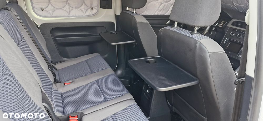Volkswagen Caddy 2.0 California - 32