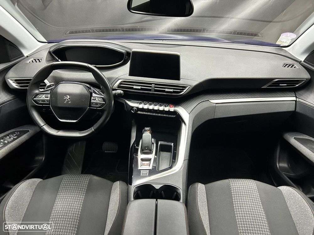 Peugeot 3008 1.2 PureTech Allure Pack EAT8 — fotografia 8