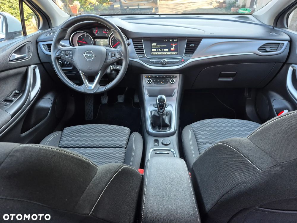 Opel Astra 1.6 D (CDTI) Edition - 11