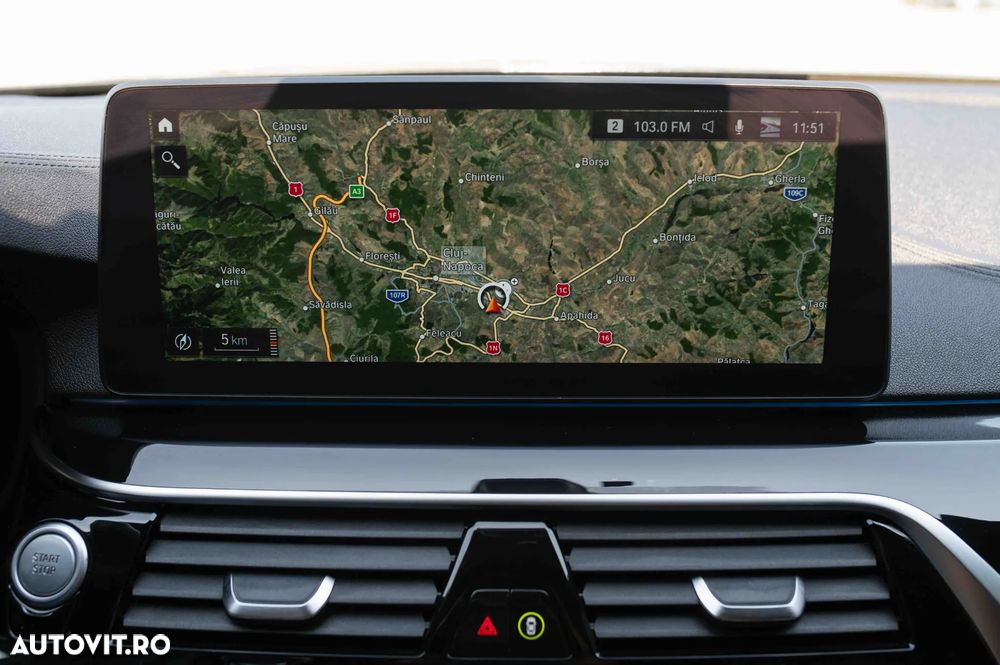 BMW Seria 5 545e xDrive AT PHEV - 33