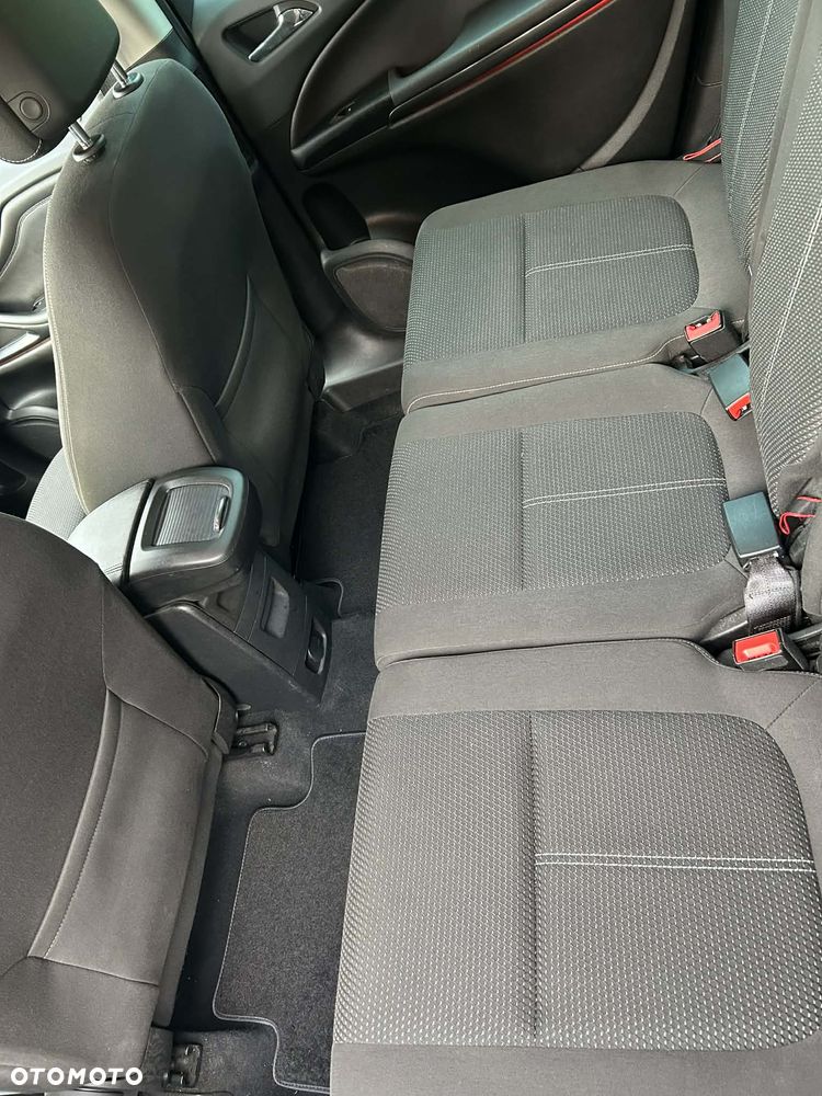 Opel Zafira 2.0 D (CDTI ecoFLEX) Start/Stop Edition - 9