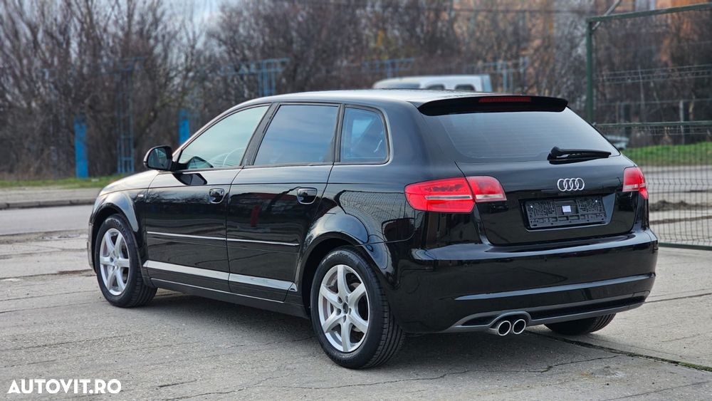Audi A3 Sportback 1.4 TFSI S line Sportpaket - 4