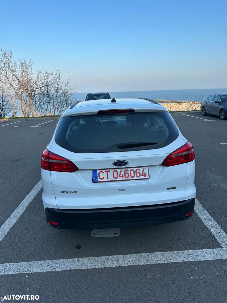 Ford Focus 1.0 EcoBoost Trend - 6