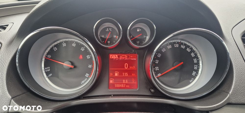 Opel Insignia 1.4 T Cosmo S&S - 13