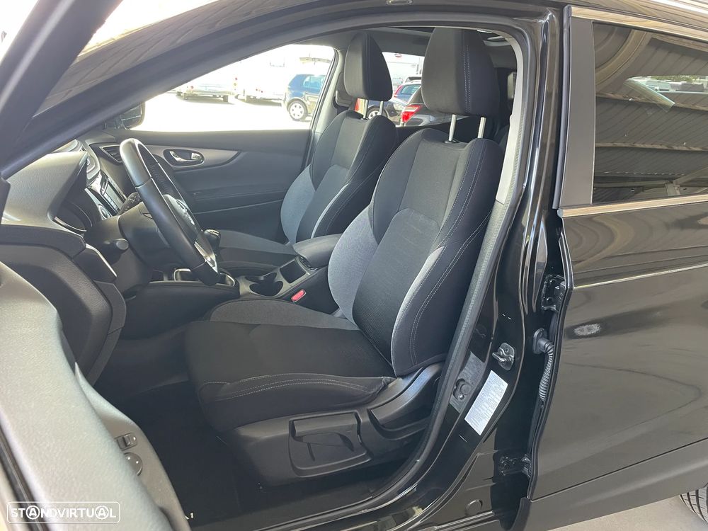 Nissan Qashqai 1.5 dCi N-Connecta - 14