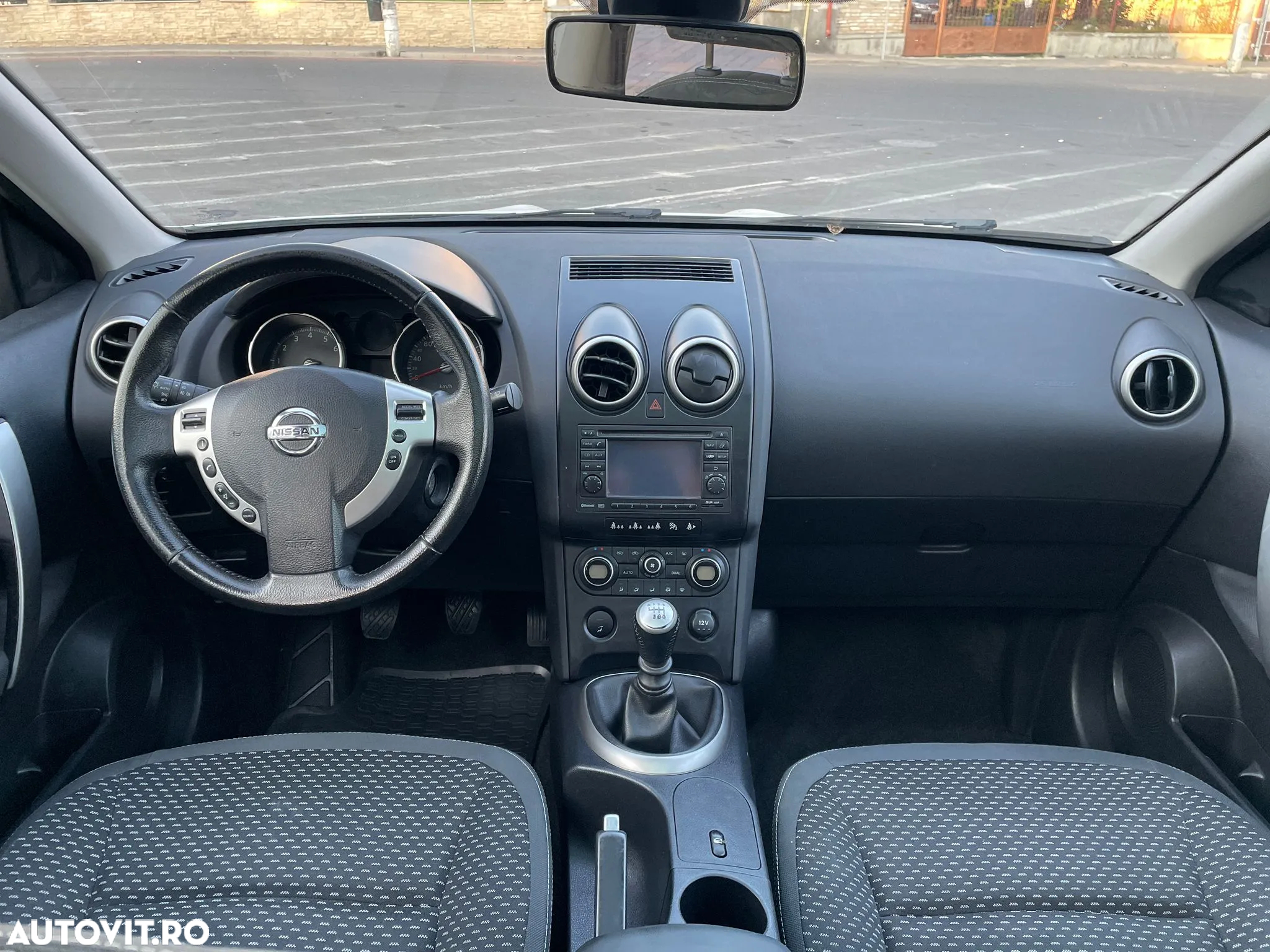 Nissan Qashqai+2 2.0 Tekna - 8