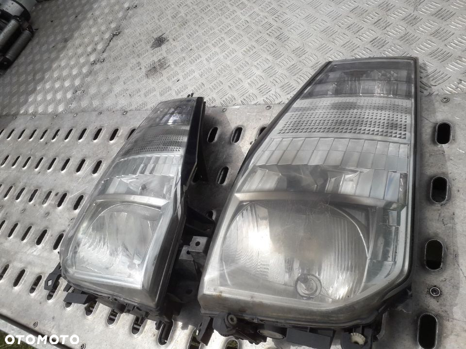 Renault Maxity Nissan Cabstar 2008r 2,5YD25 drzwi  konsola szyby zacisk osprzet silnika i inne - 2