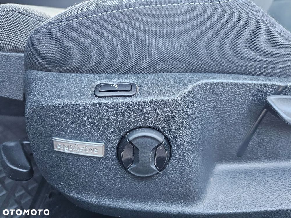 Volkswagen Golf 1.5 TSI BMT Evo Highline - 21