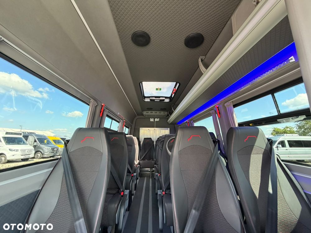Mercedes-Benz eSprinter - 15