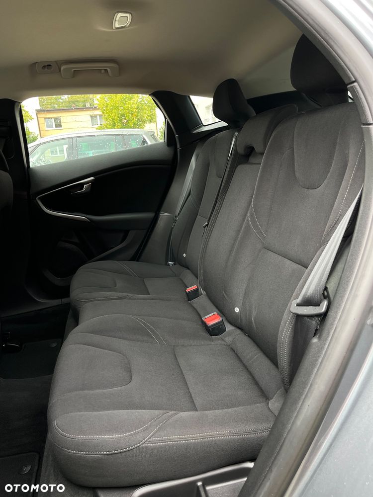 Volvo V40 - 20