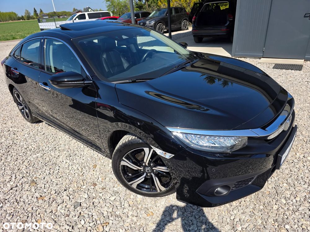 Honda Civic 1.5 i-VTEC Turbo CVT Executive - 3