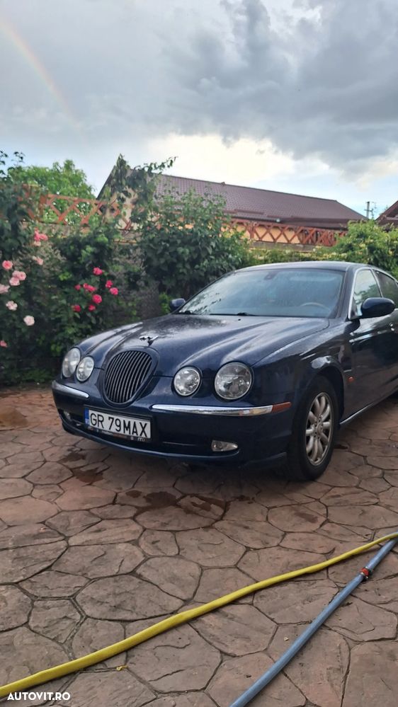Jaguar S-Type - 1
