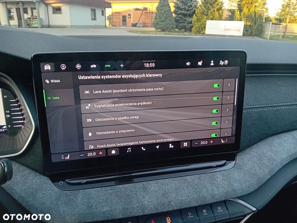 Skoda Octavia 2.0 TDI 4x4 Scout DSG - 6