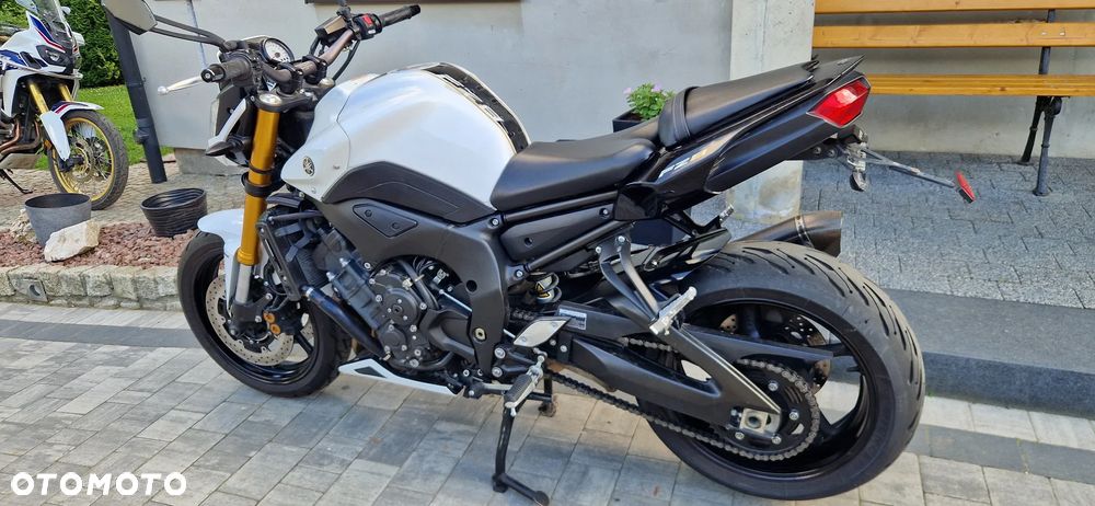 Yamaha FZ8 - 14
