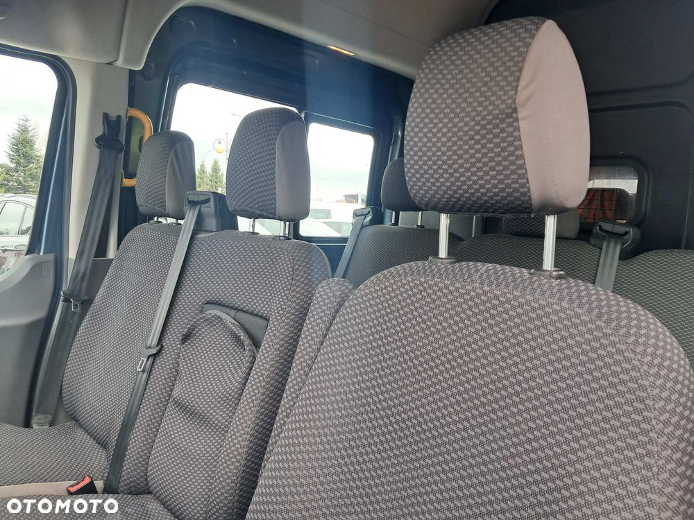 Ford Transit - 13