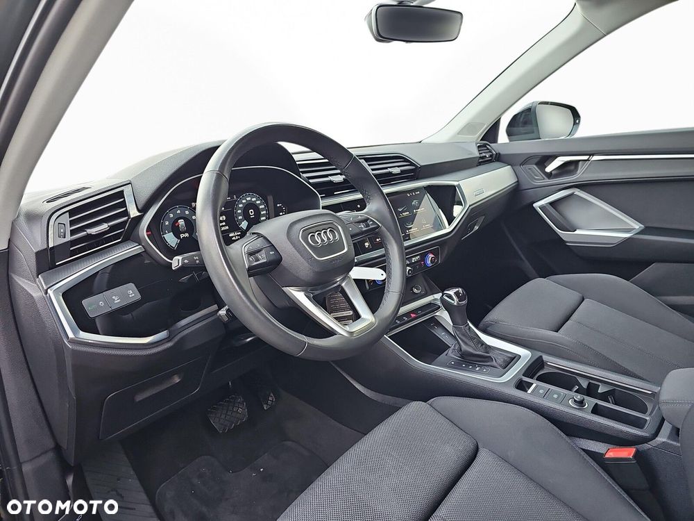 Audi Q3 - 12