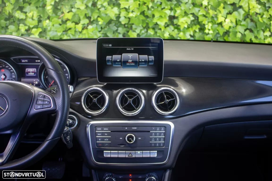 Mercedes-Benz CLA 200 d Aut. - 16