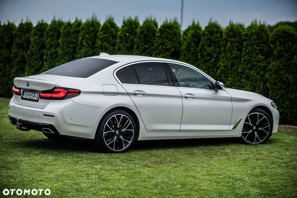 BMW Seria 5 520d xDrive Sport Line - 40