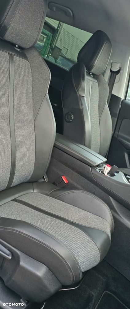 Peugeot 5008 PureTech 130 EAT8 Stop & Start Active Business-Paket - 6