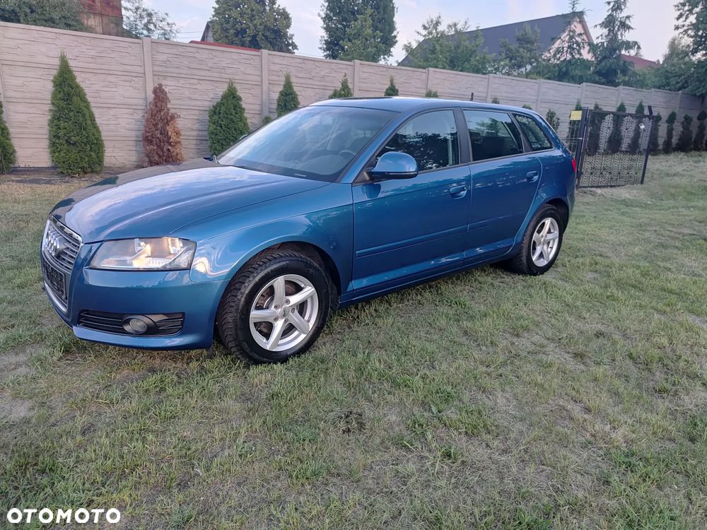 Audi A3 Sportback - 2