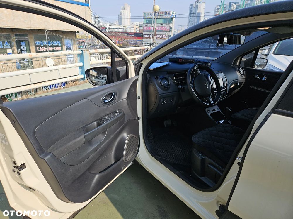 Renault Captur dCi 90 EDC Luxe - 14