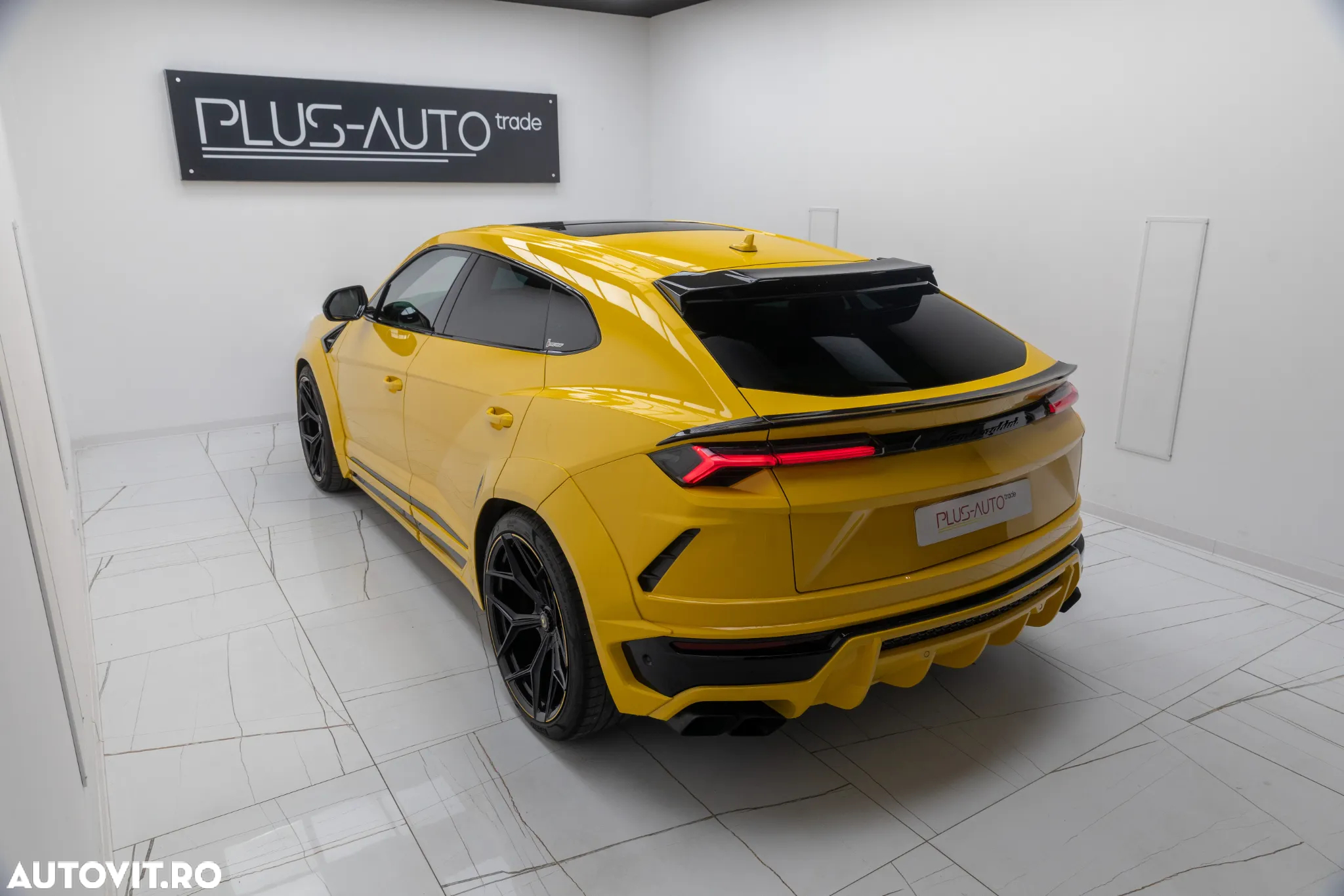 Lamborghini URUS - 6