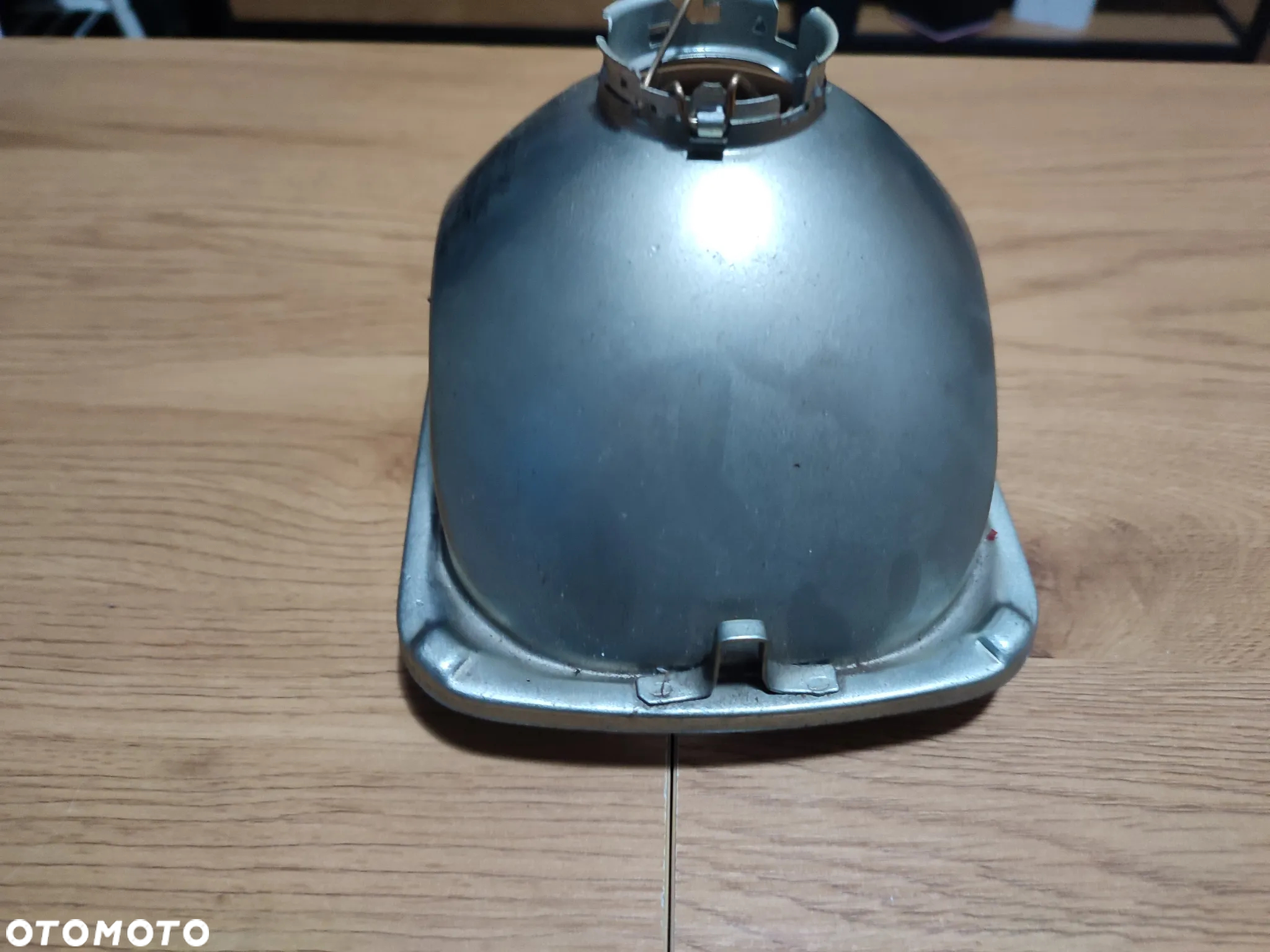 Lampa przód, reflektor Honda VF 1000R - 10