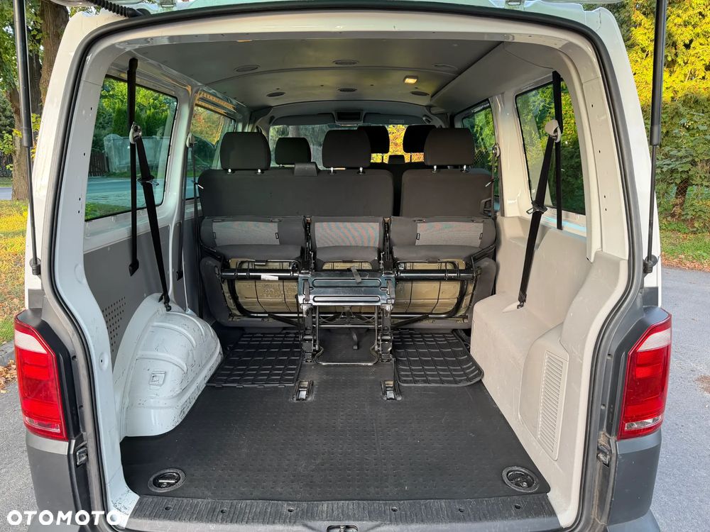 Volkswagen Transporter - 18