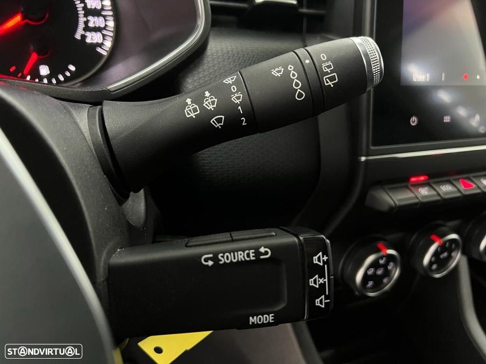 Renault Clio 1.0 TCe Limited - 19