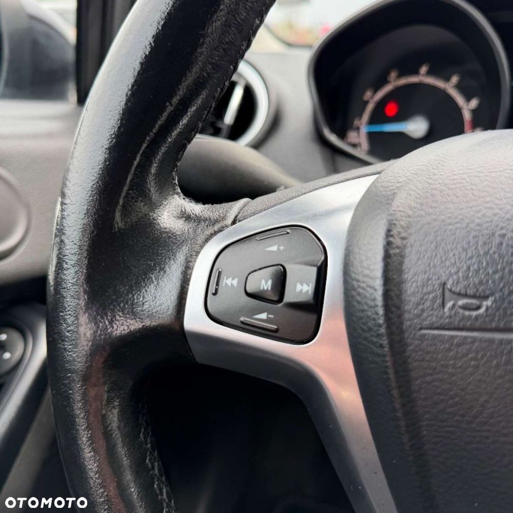 Ford Fiesta - 14