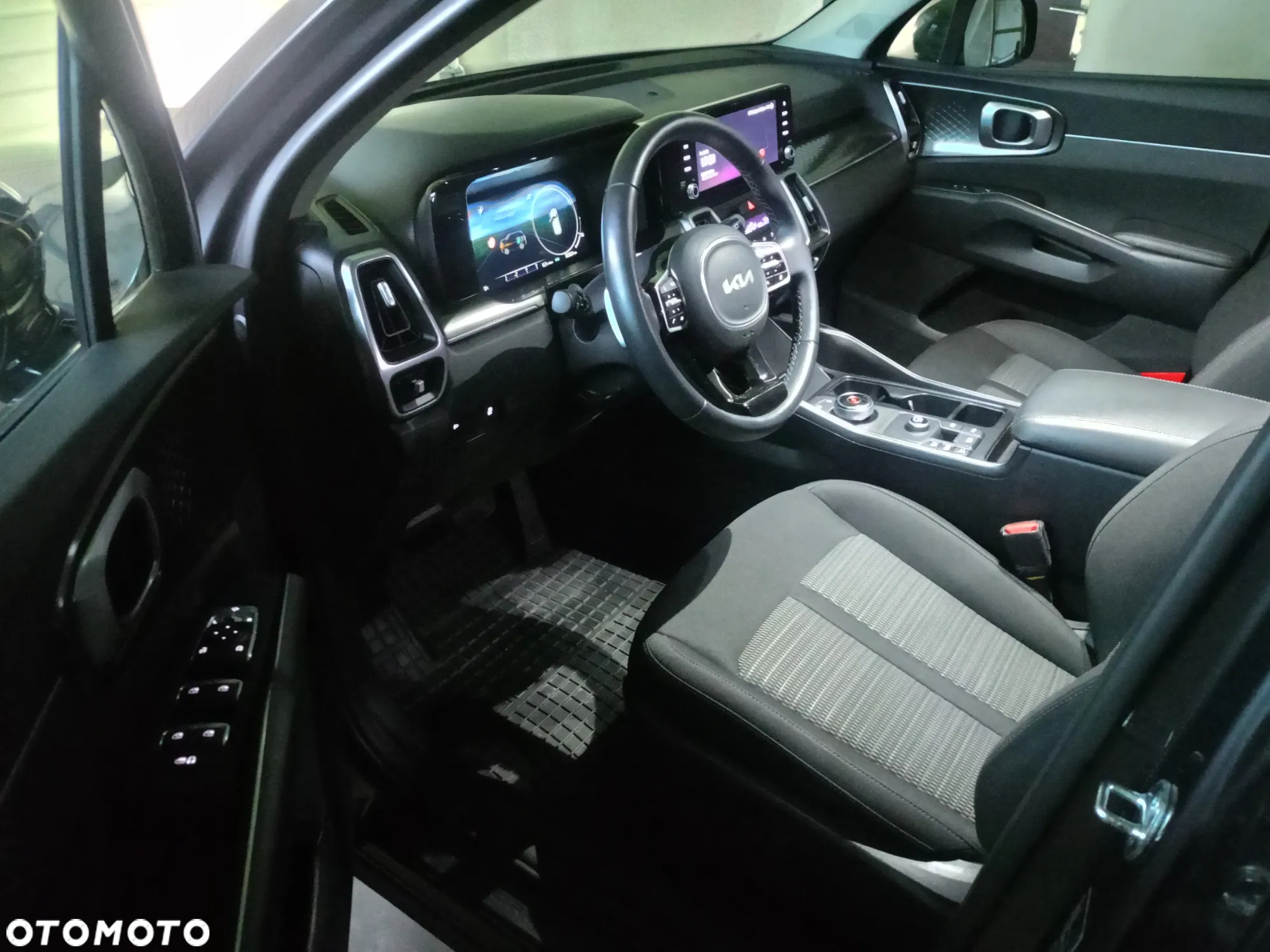 Kia Sorento 1.6 T-GDI HEV M 7os - 22