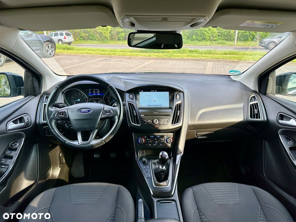 Ford Focus 1.0 EcoBoost Gold X (Edition) - 28