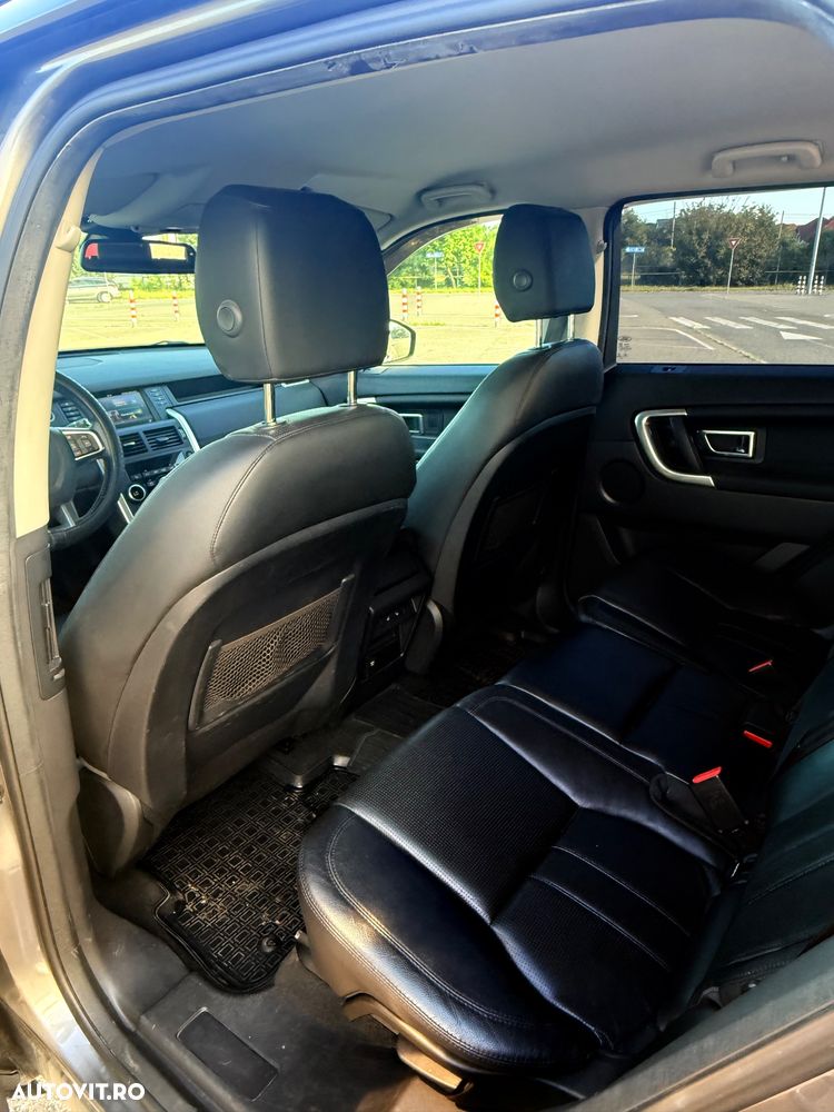 Land Rover Discovery Sport - 10
