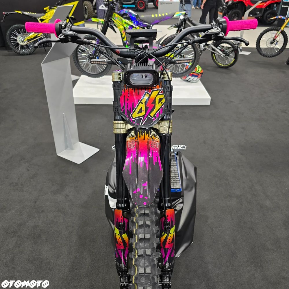 Talaria Sting R - 15