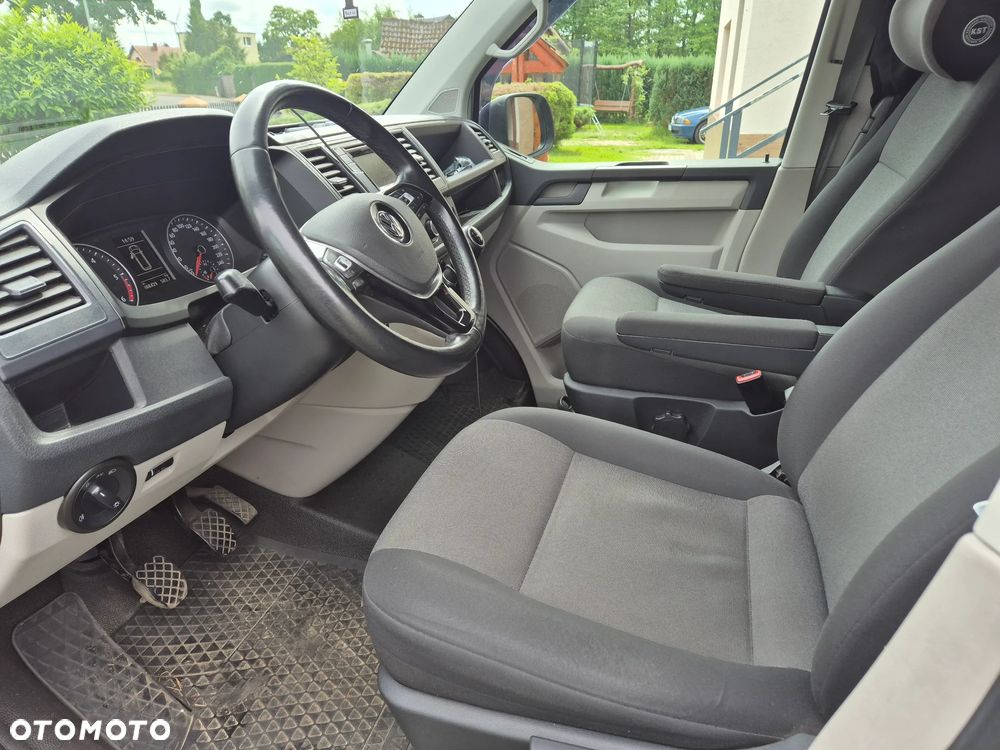 Volkswagen Transporter T6 - 12