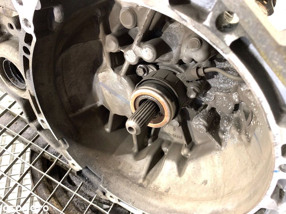 SKRZYNIA BIEGÓW - 1979.00 PLN - TOYOTA YARIS (_P13_) 2010 - 2022 1.3 (NSP130_) 73 kW [99 KM] - 7