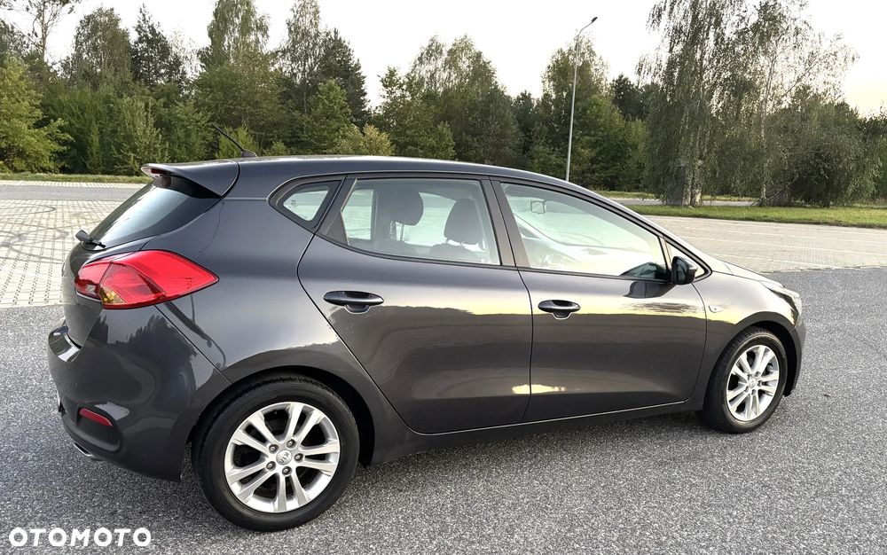 Kia Ceed 1.4 CVVT Dream Team Edition - 7