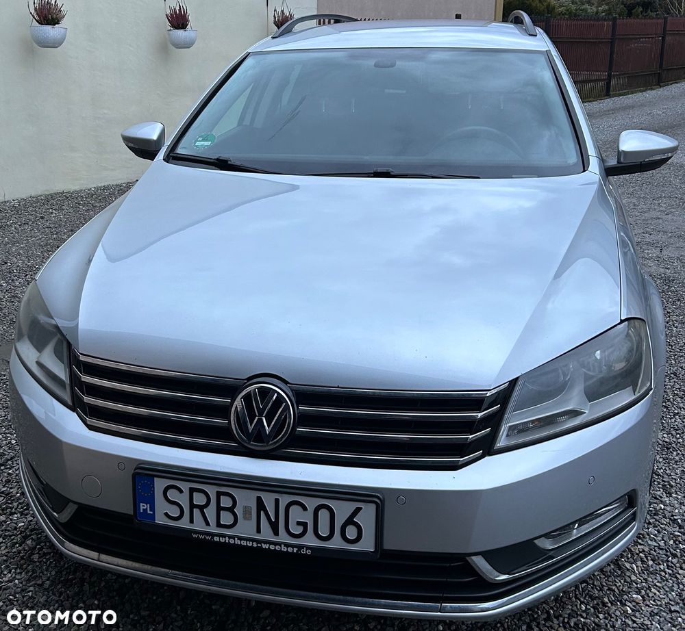 Volkswagen Passat - 2