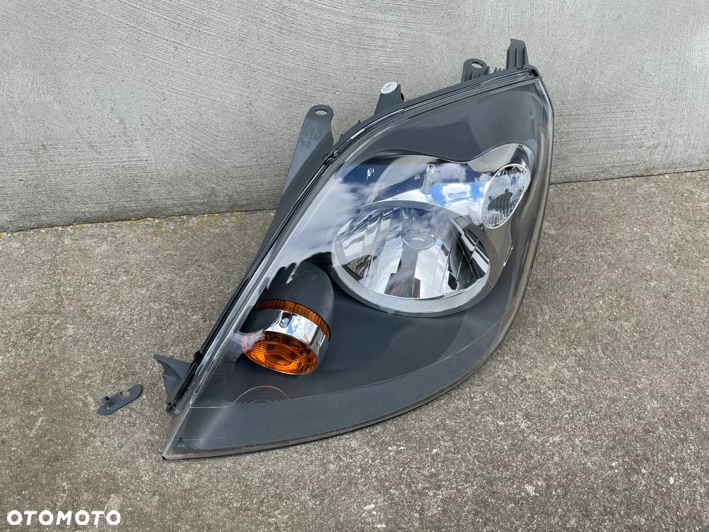 LAMPA PRZEDNIA LEWA FORD FIESTA MK6 LIFT  2005-2008 - NOWA AL - 1