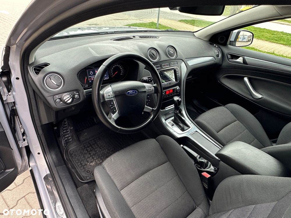 Ford Mondeo 2.0 EcoBoost Titanium X - 26