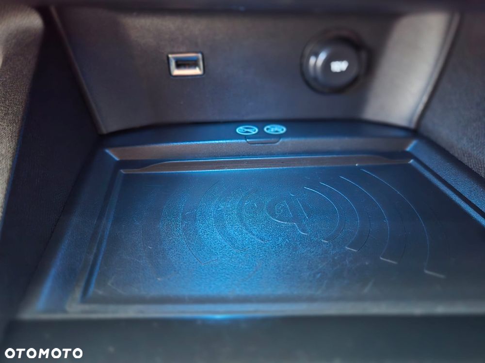 Peugeot 3008 HDi FAP 150 Platinum - 17